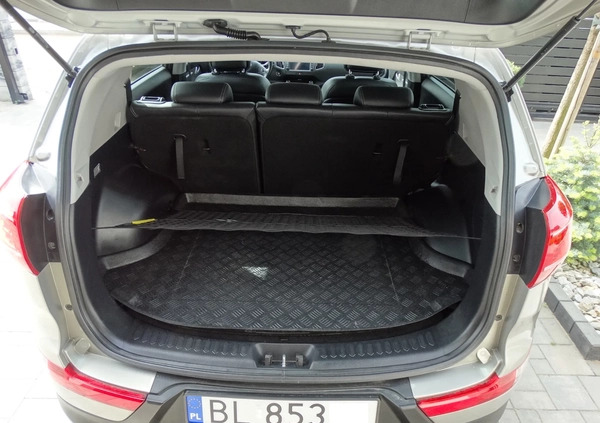 Kia Sportage cena 46900 przebieg: 176800, rok produkcji 2012 z Łomża małe 254